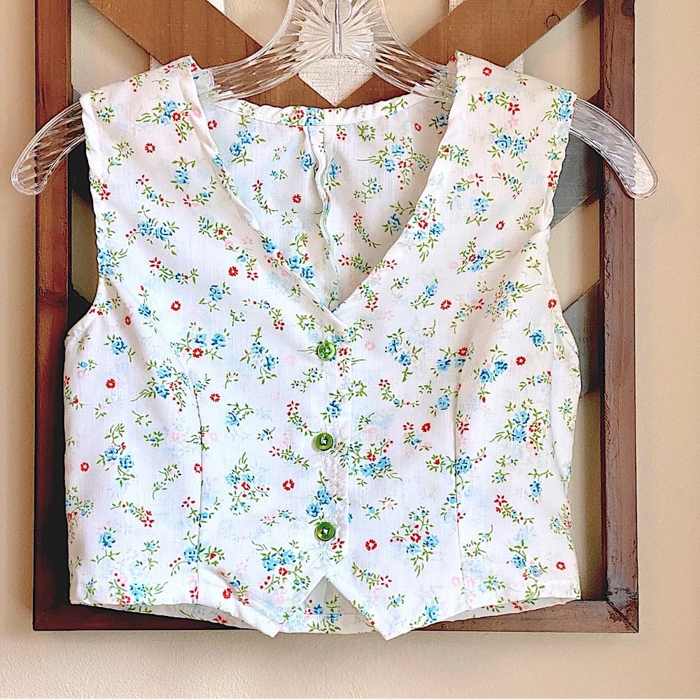 NEW VTG Vintage XS Cropped Vest Handmade Handsewn White Floral Button Dbl Ply